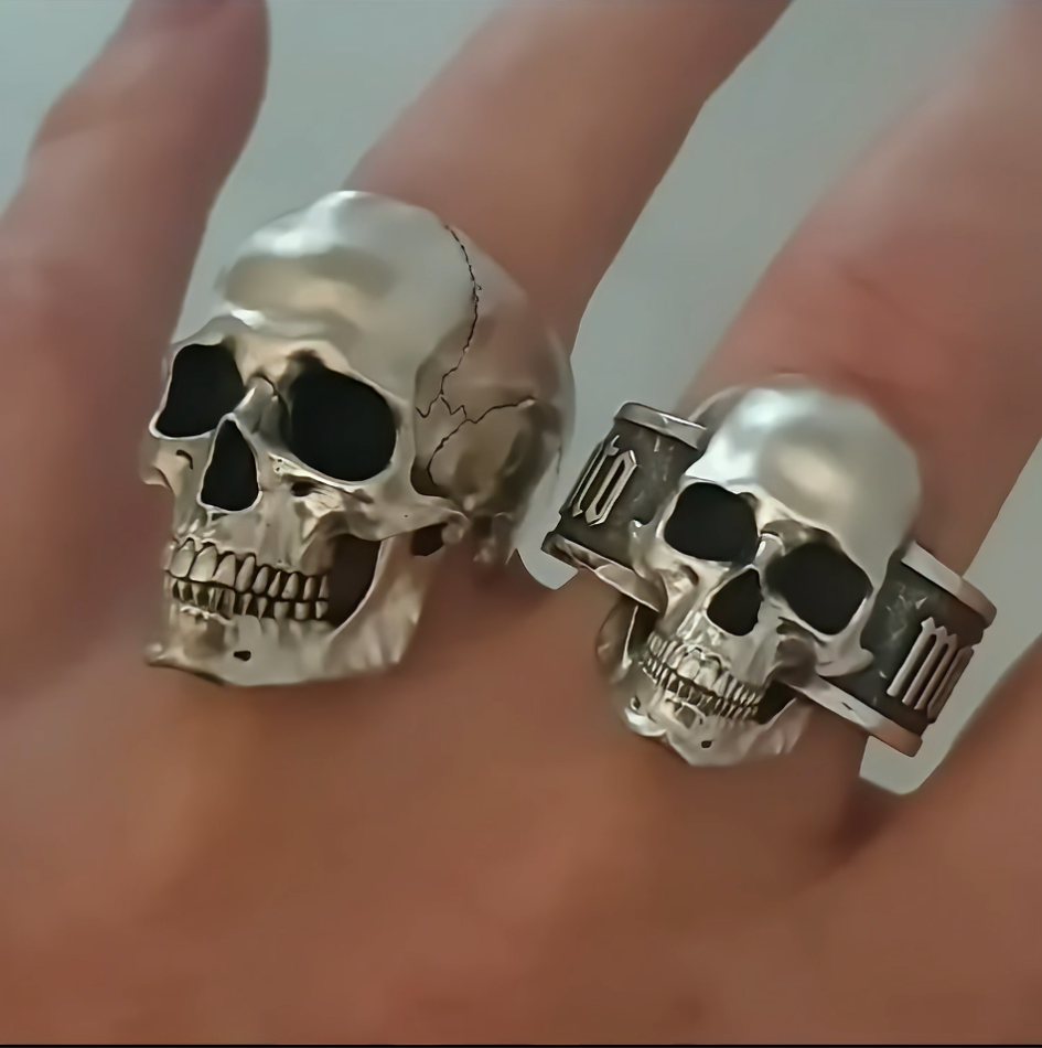 New Anatomical full skull ring--Perfect Gift